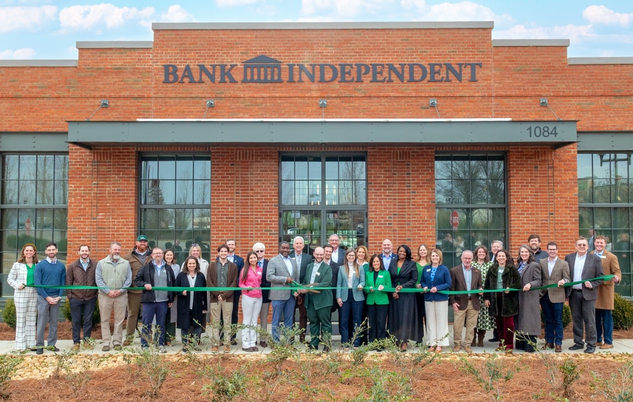 Empire ＆Liberty BANK Bank Independent Celebrates Grand Opening of MidCity Huntsville Office